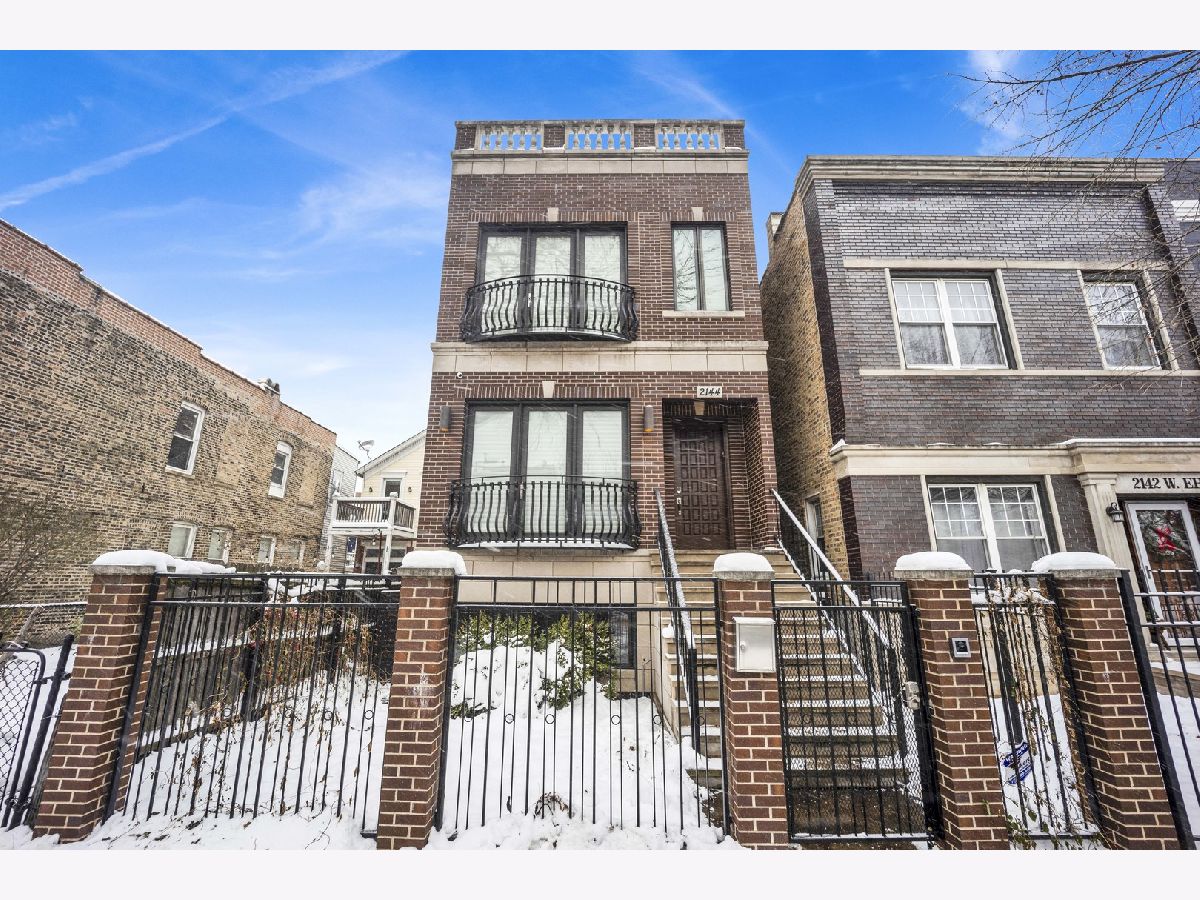  For Sale Chicago Illinois, 2144 Erie Street