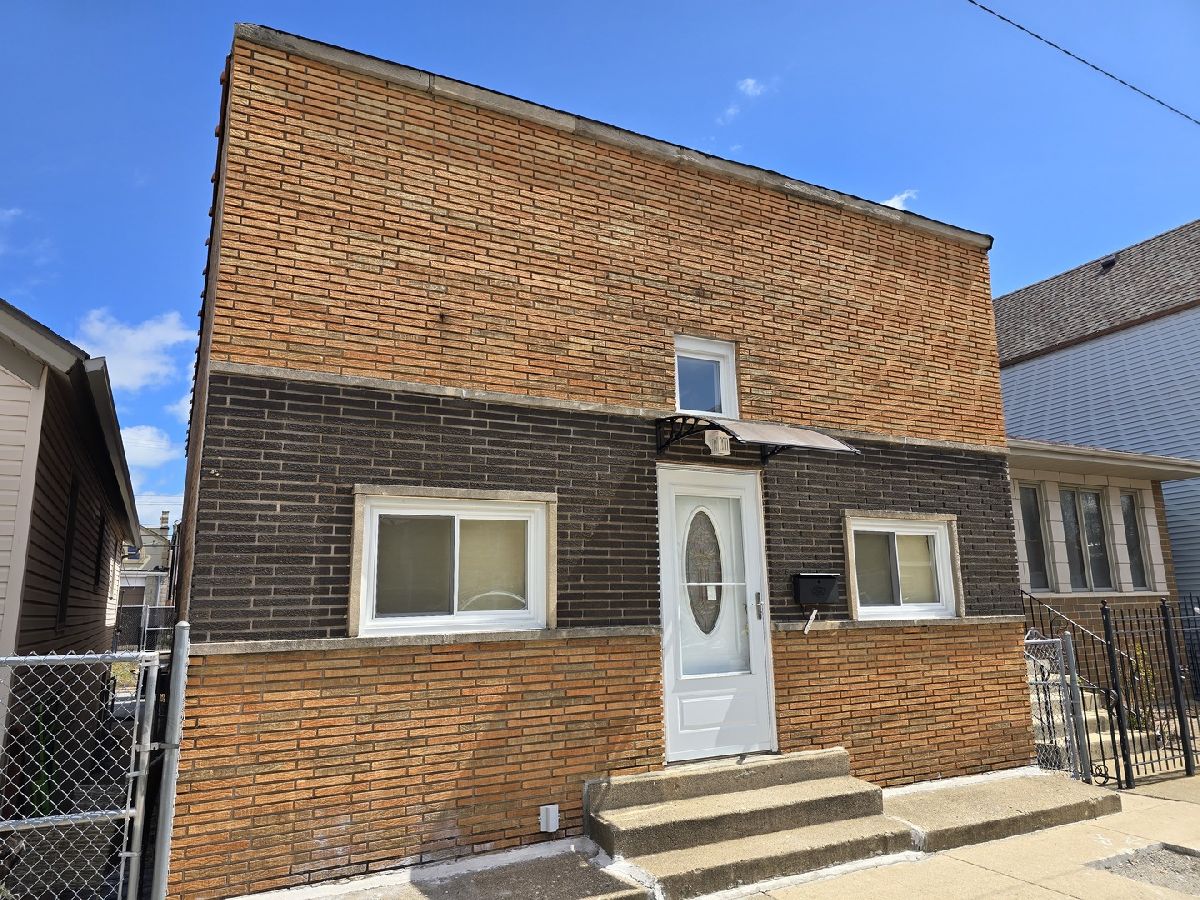  For Sale Chicago Illinois, 2947 Farrell Street