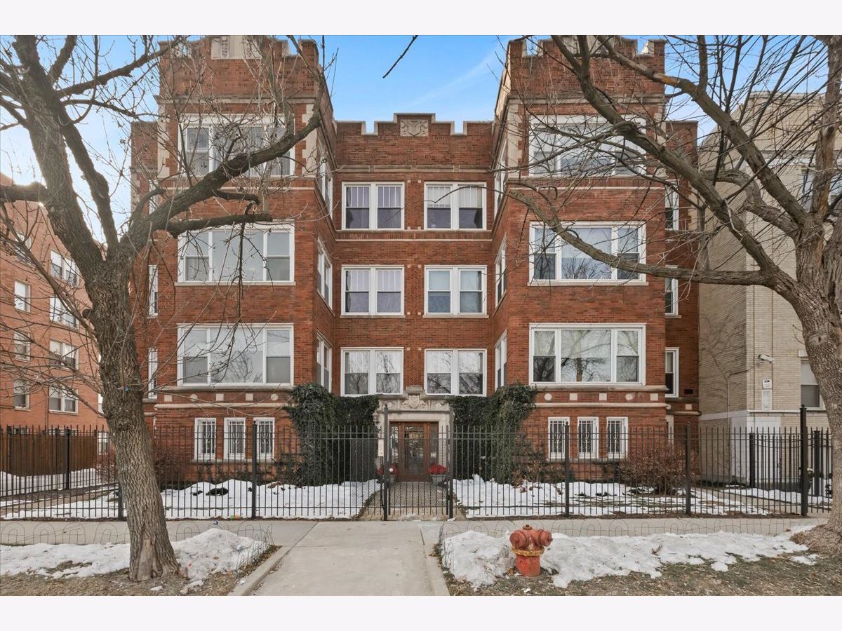  Rented Chicago Illinois