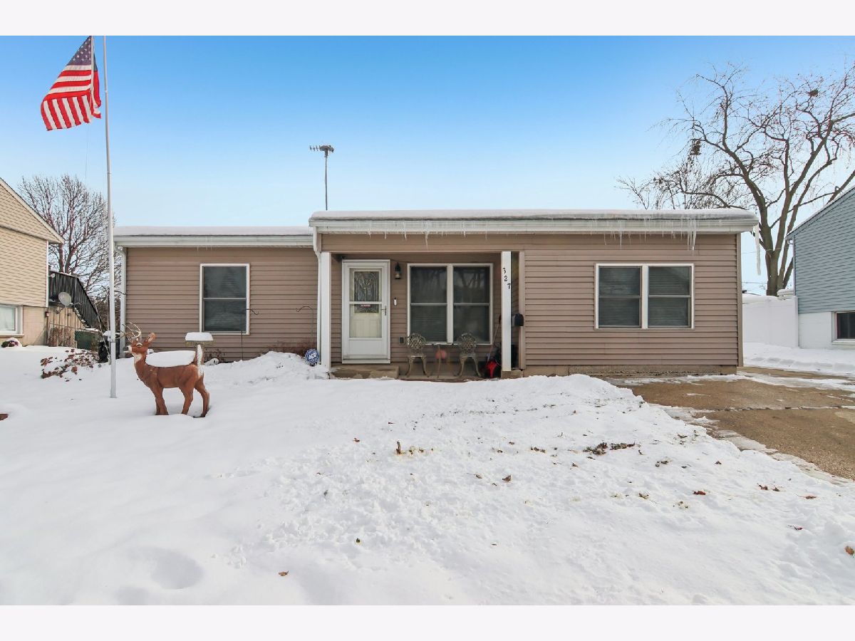  For Sale Romeoville Illinois, 327 Hickory Avenue