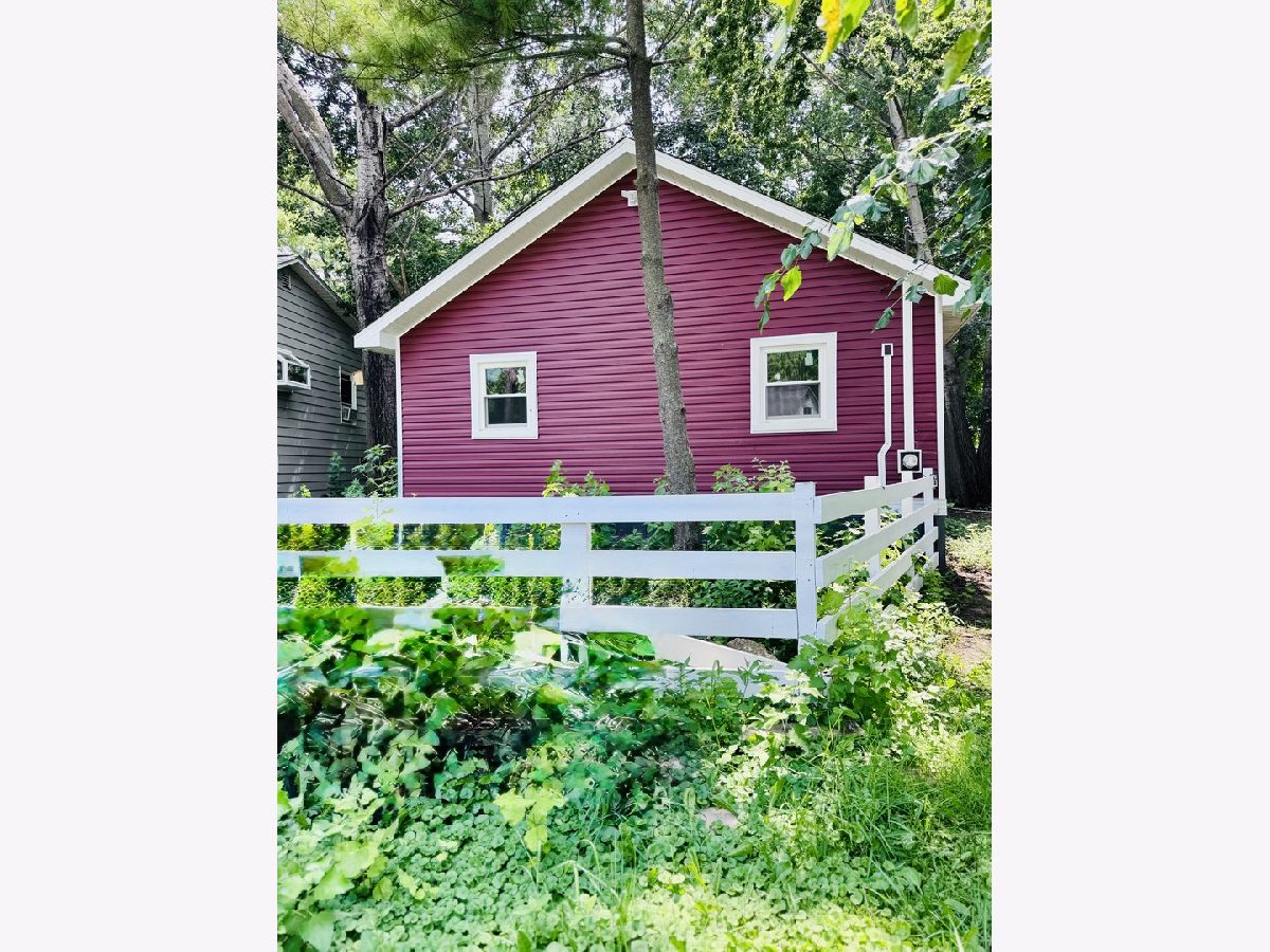  For Sale Spring Grove Illinois, 27849 Lake Shore Drive