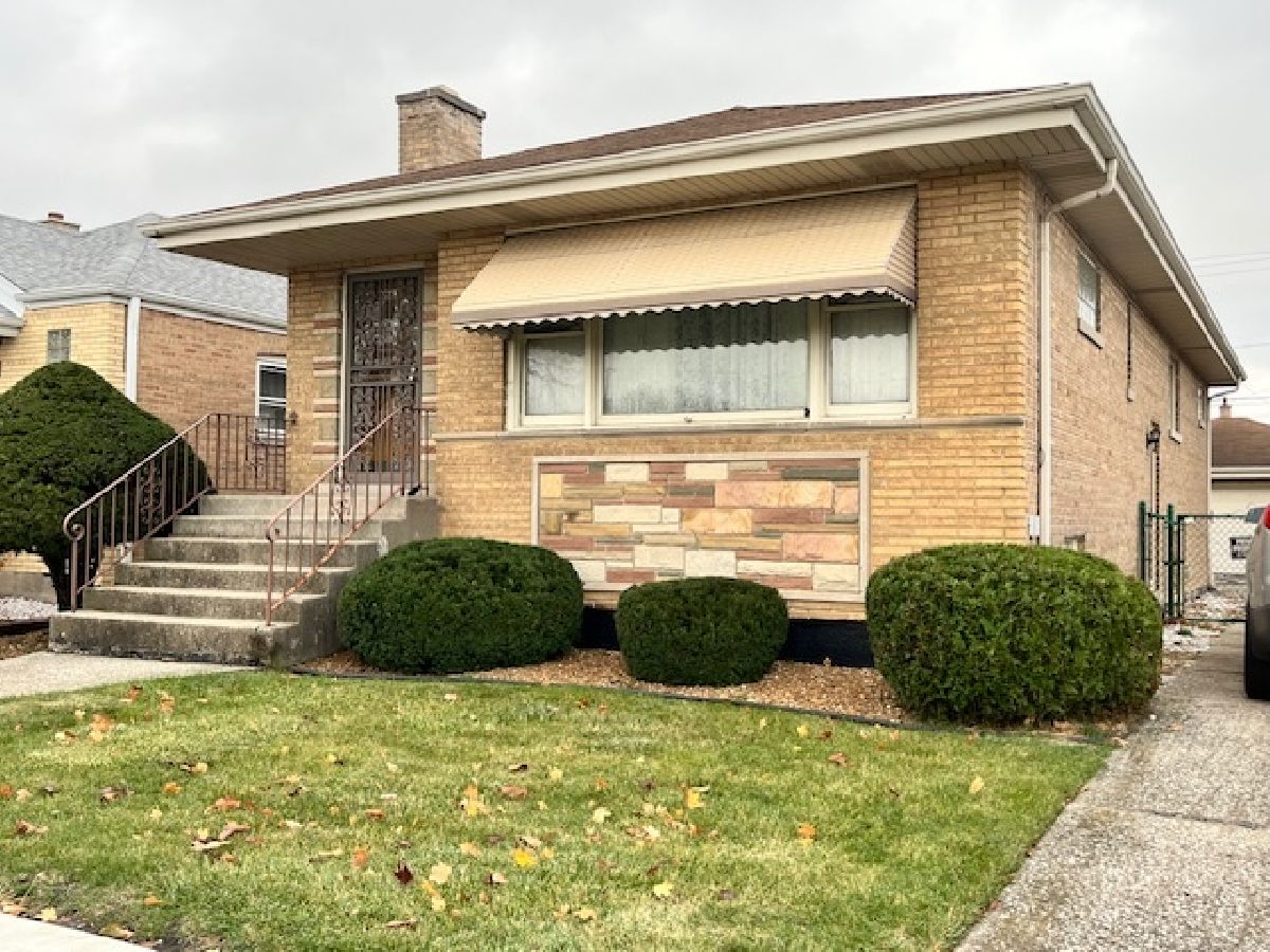  For Sale Chicago Illinois, 5827 Austin Avenue