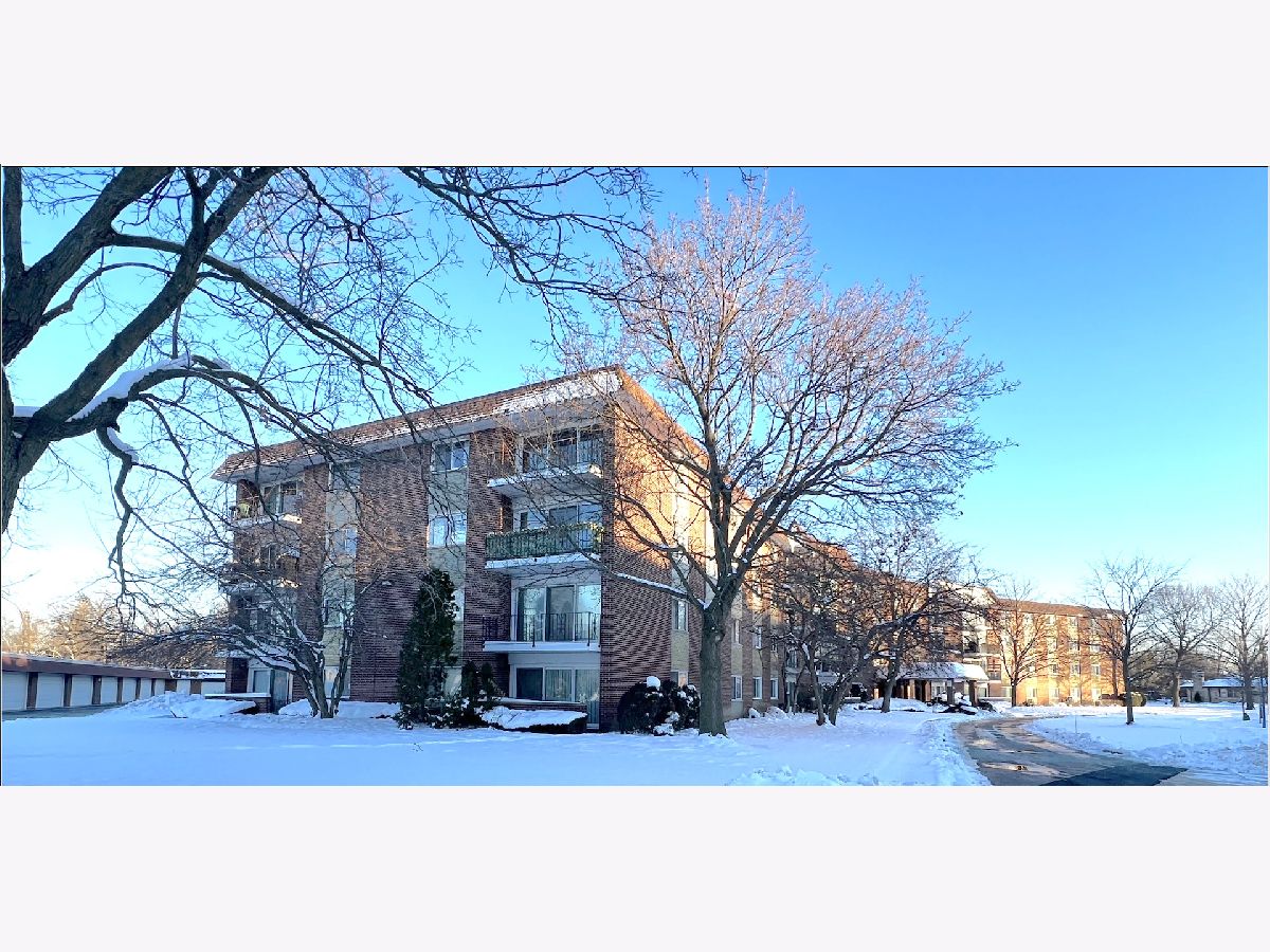  For Sale Arlington Heights Illinois, 1025 Fernandez Avenue