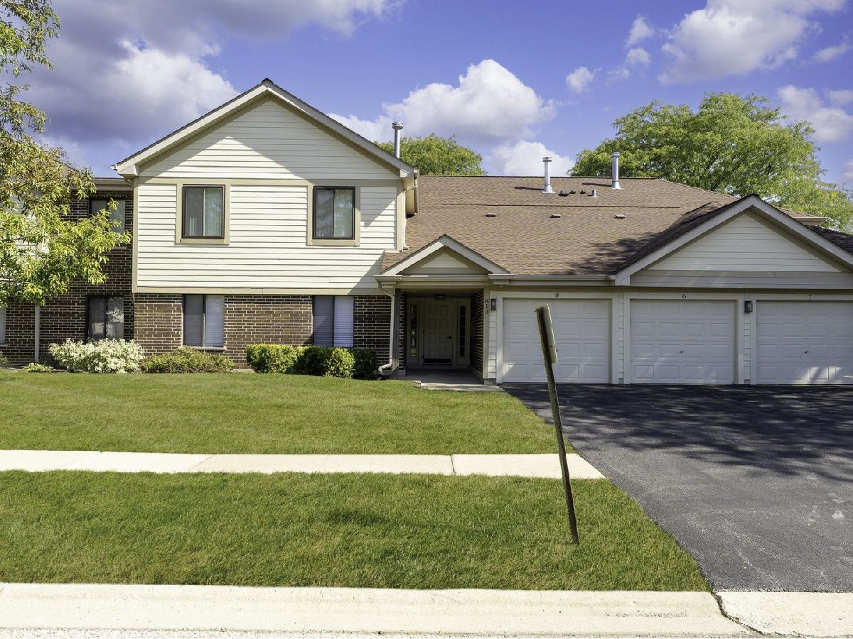  For Sale Palatine Illinois, 813 Carriage Lane