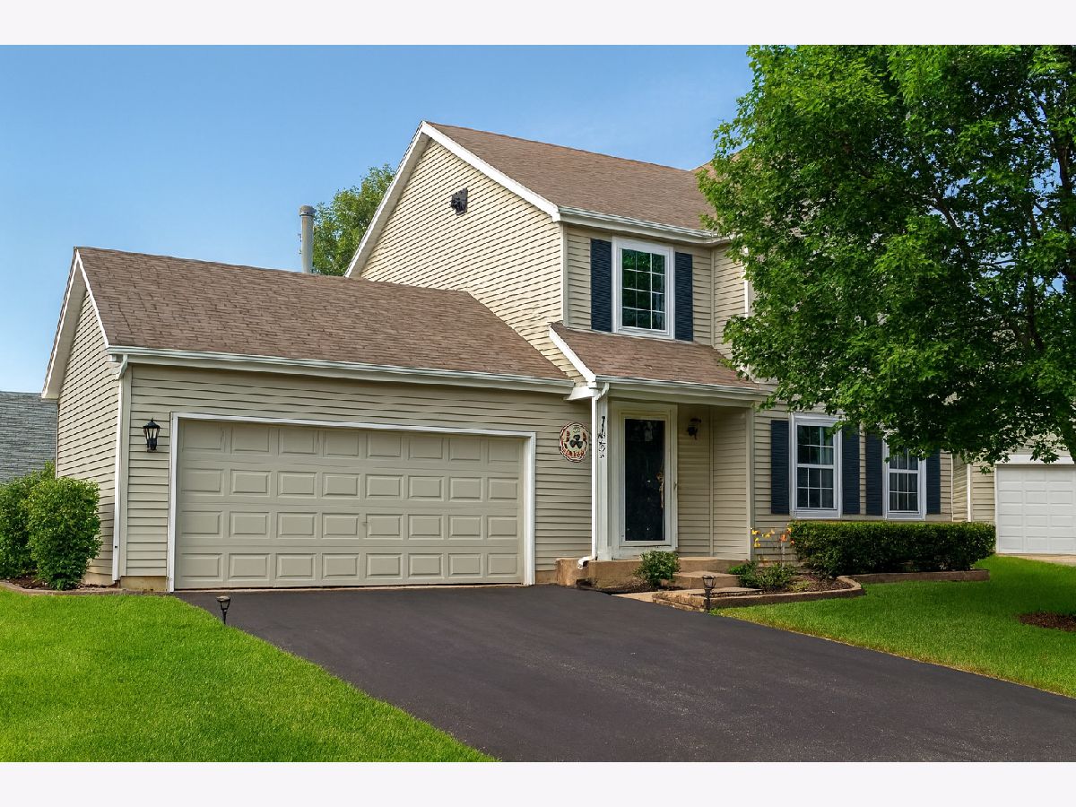  For Rent Lake In The Hills Illinois, 1433 Deer Creek