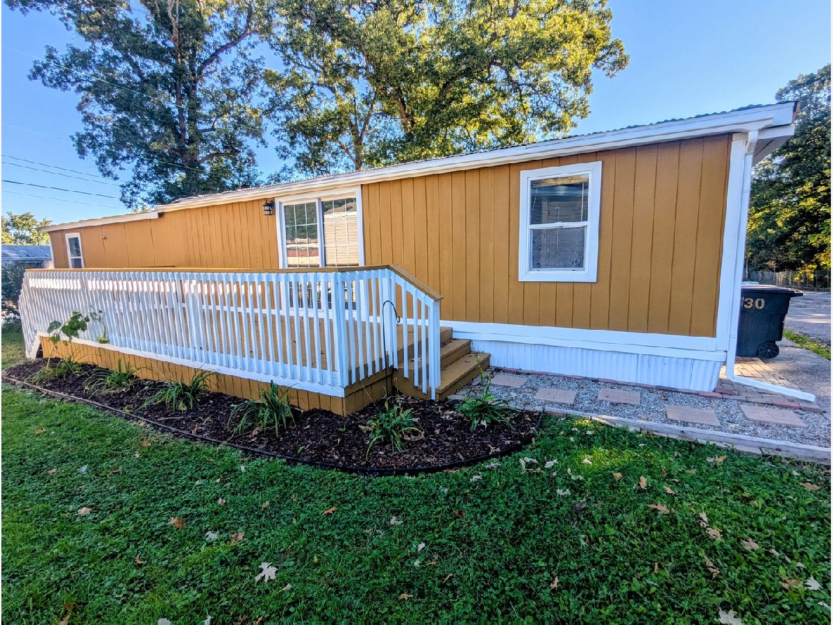  For Sale Cedar Lake Indiana, 9001 133rd Avenue