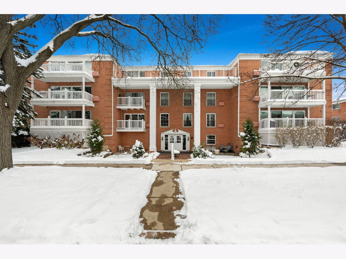  For Sale La Grange Illinois, 81 6th Avenue