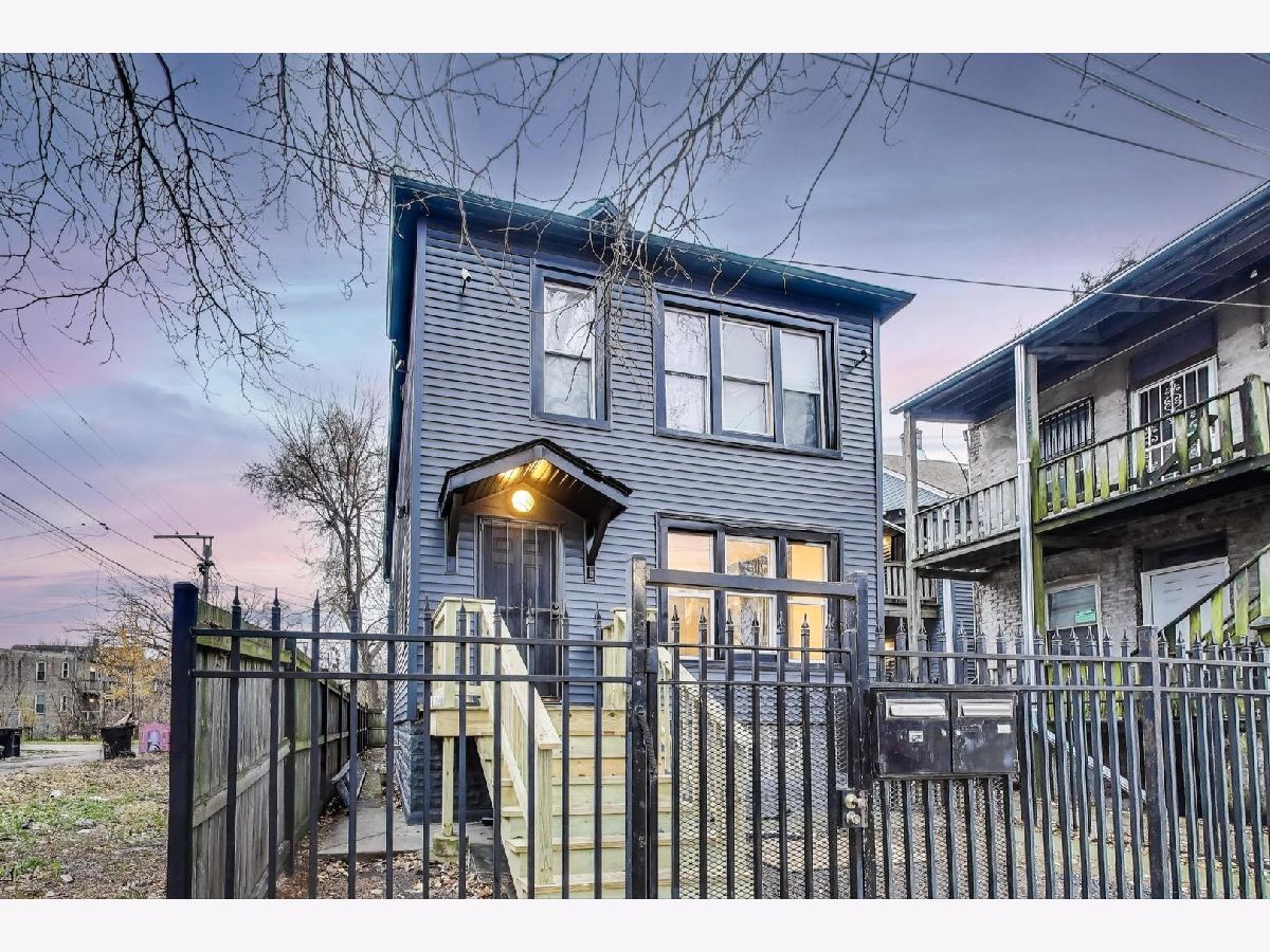  For Sale Chicago Illinois, 1117 57th Street