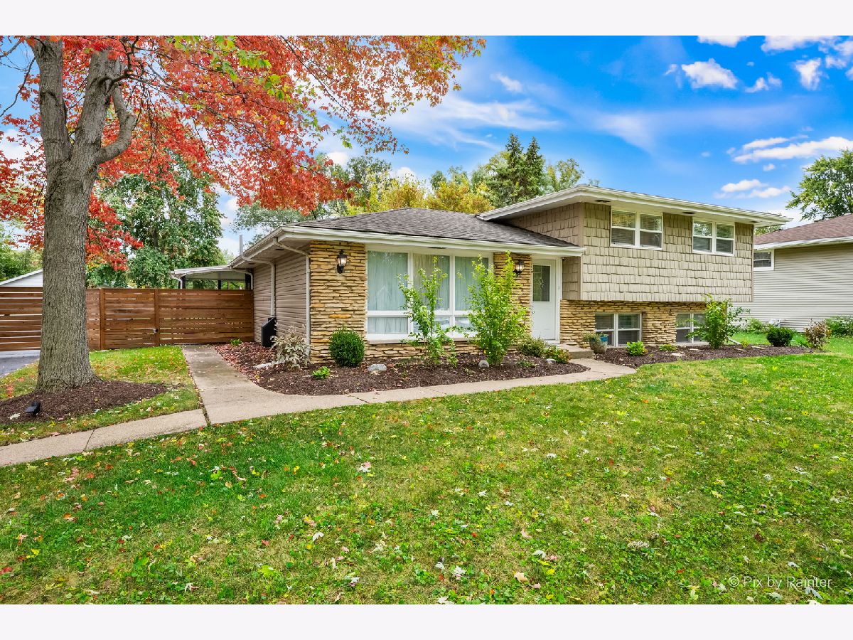 Homes For Sale Crystal Lawns Addition Joliet Illinois, 2512 Lockner Boulevard