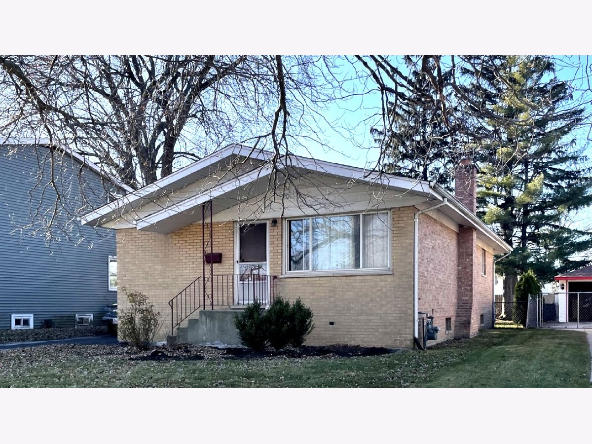  For Sale Midlothian Illinois, 14540 Kolin Avenue