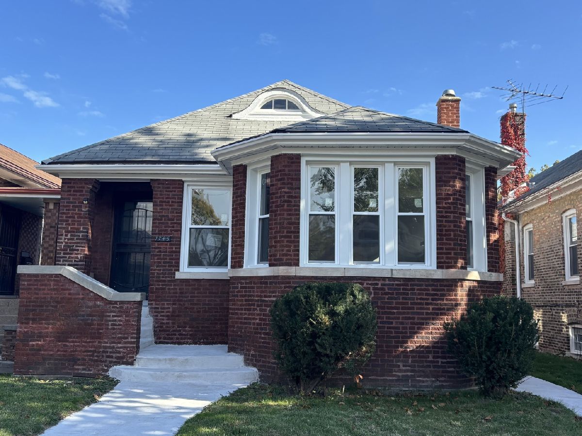  For Sale Chicago Illinois, 7745 Luella Avenue