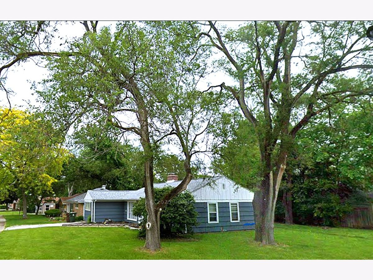  For Sale Park Forest Illinois, 333 Indianwood Boulevard