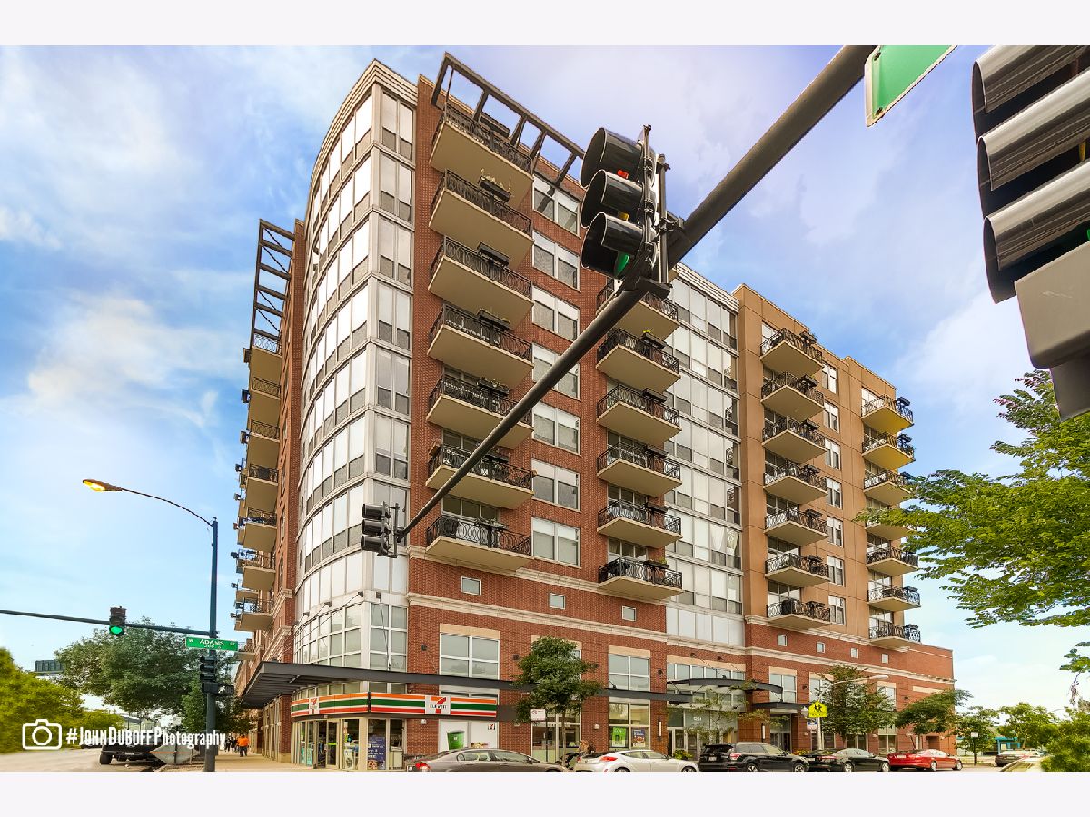  For Sale Chicago Illinois, 1201 Adams Street