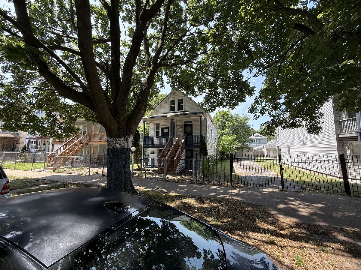  For Sale Chicago Illinois, 8324 Kingston Avenue