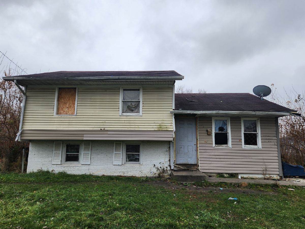  For Sale Ford Heights Illinois, 1517 Senator Lane