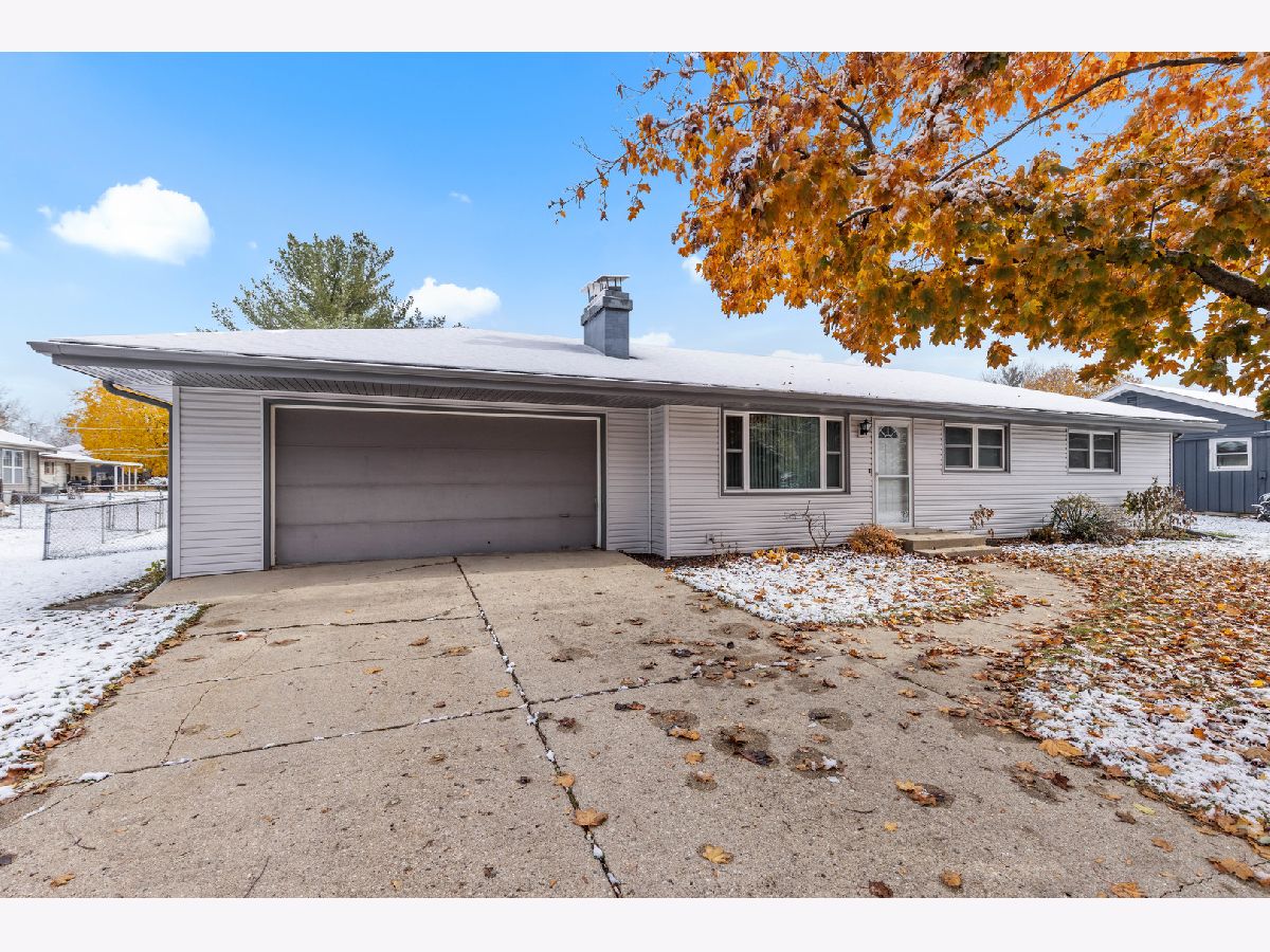  For Sale Machesney Park Illinois, 11807 Ventura Boulevard