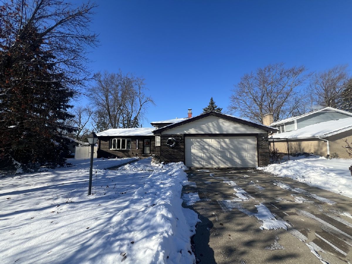  For Sale Frankfort Illinois, 620 Willow Street