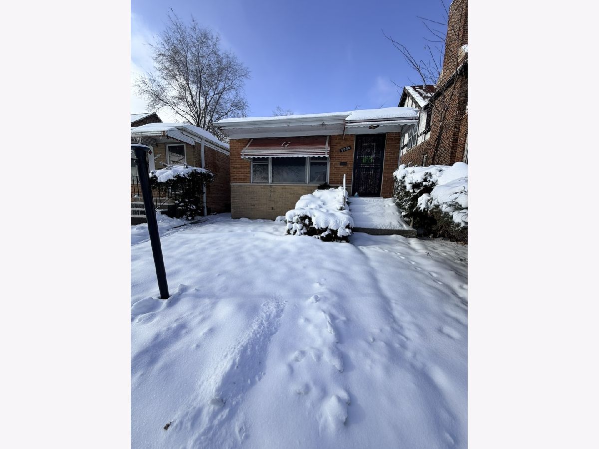  For Sale Chicago Illinois, 9006 Wallace Street