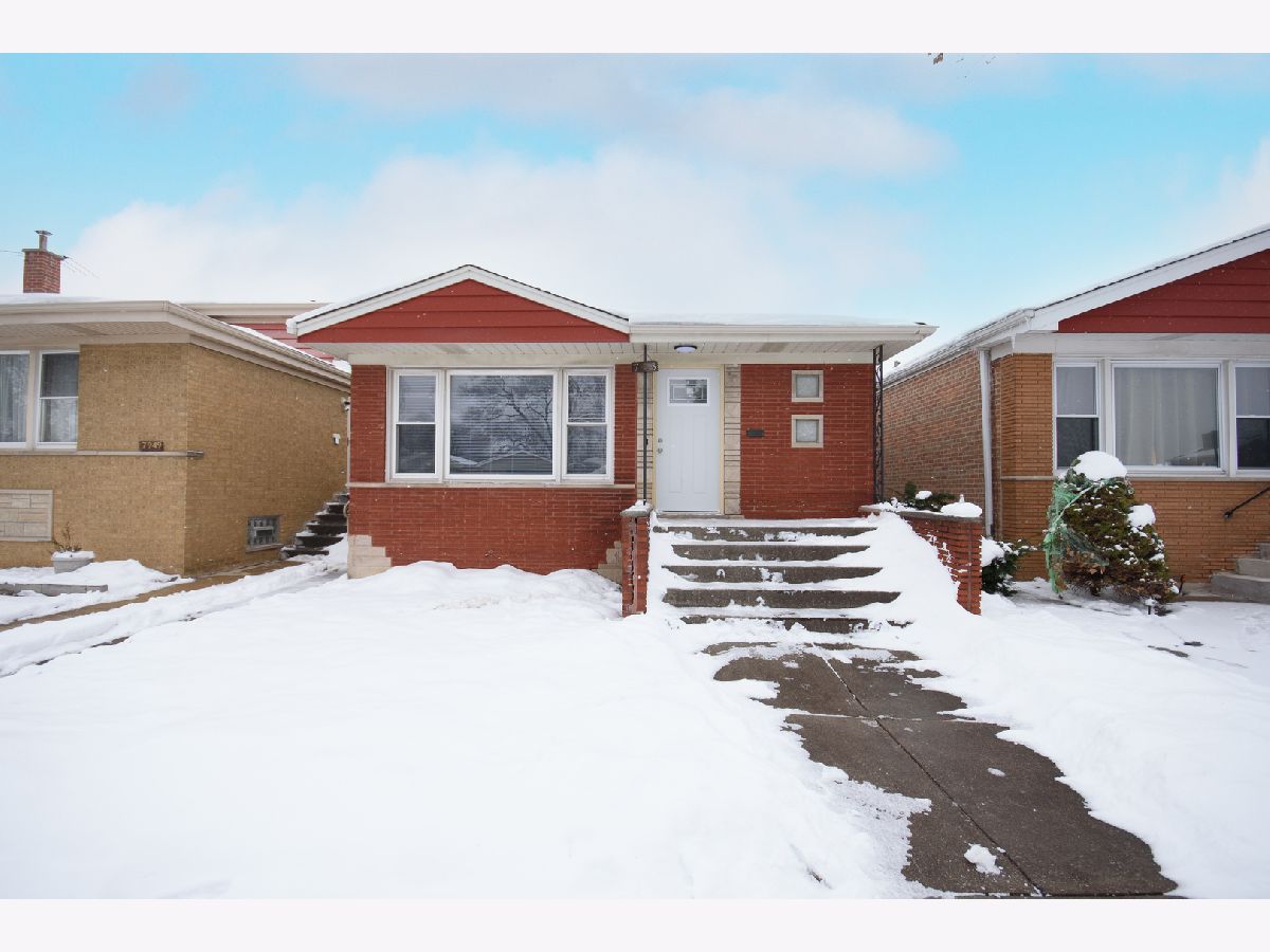  For Sale Chicago Illinois, 7953 Wentworth Avenue