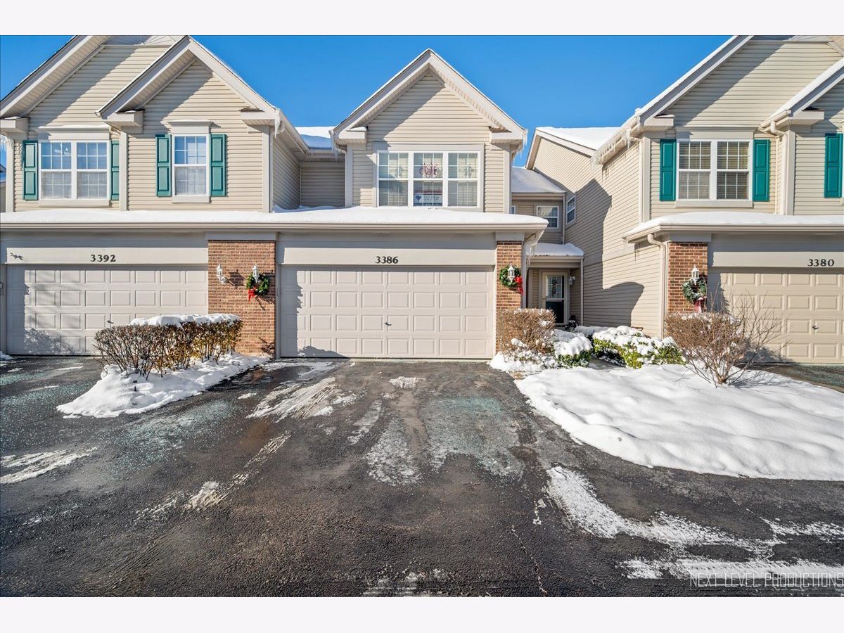  For Sale St Charles Illinois, 3386 Saint Michel Court