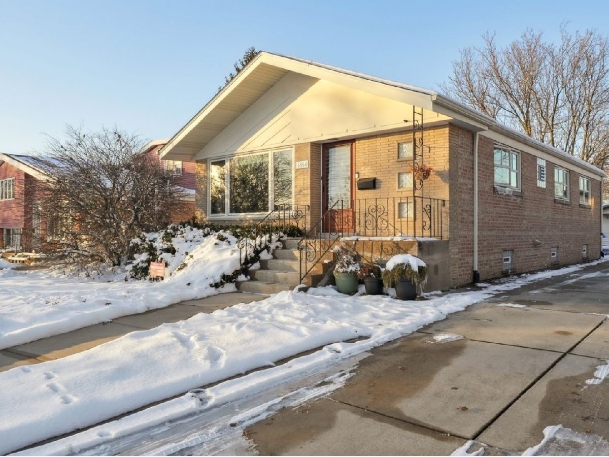  For Sale Tinley Park Illinois, 6864 176th Street