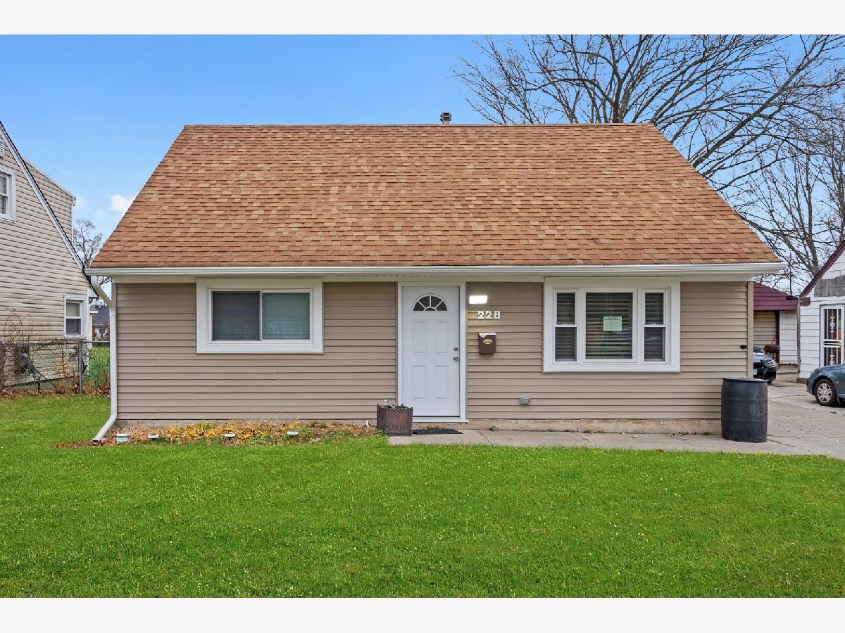  For Sale Park Forest Illinois, 228 Arrowhead Street