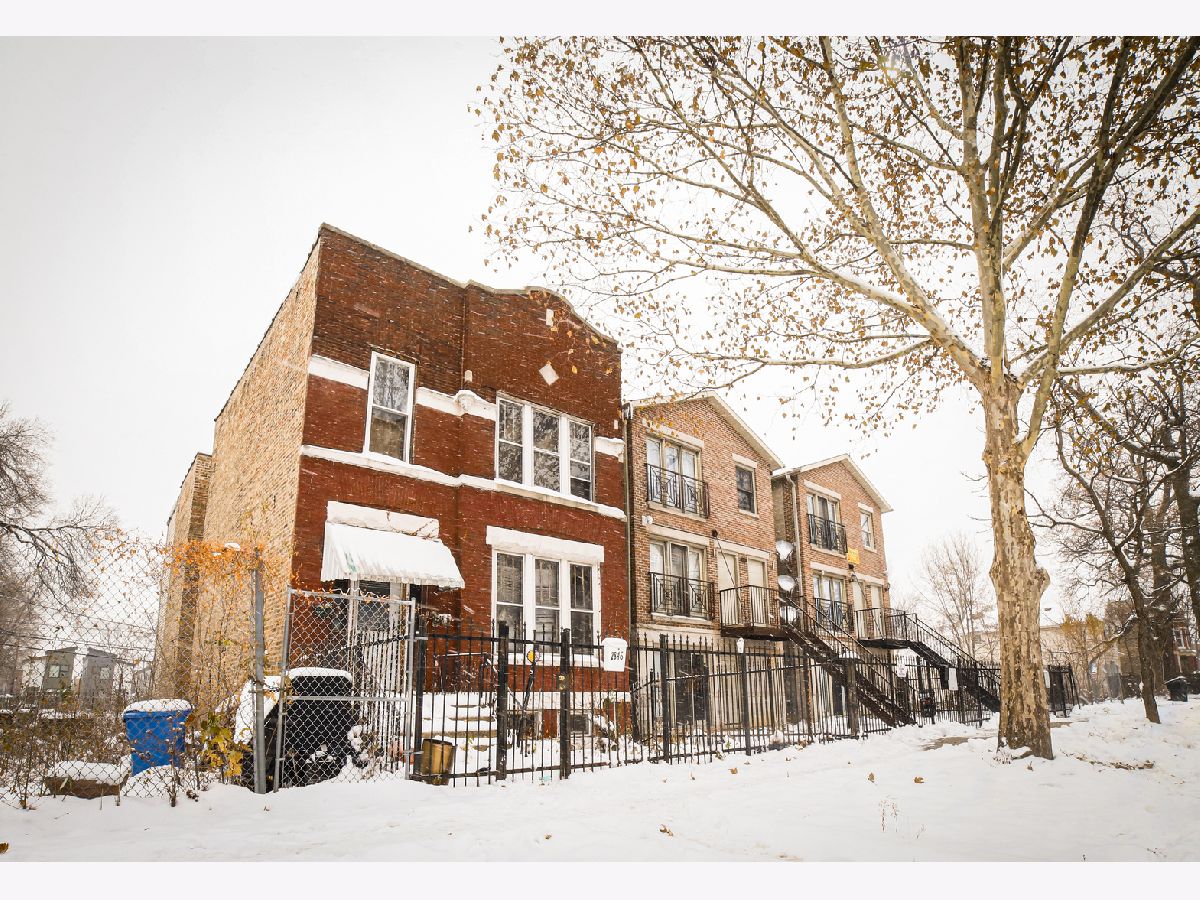  For Sale Chicago Illinois, 2846 Flournoy Street