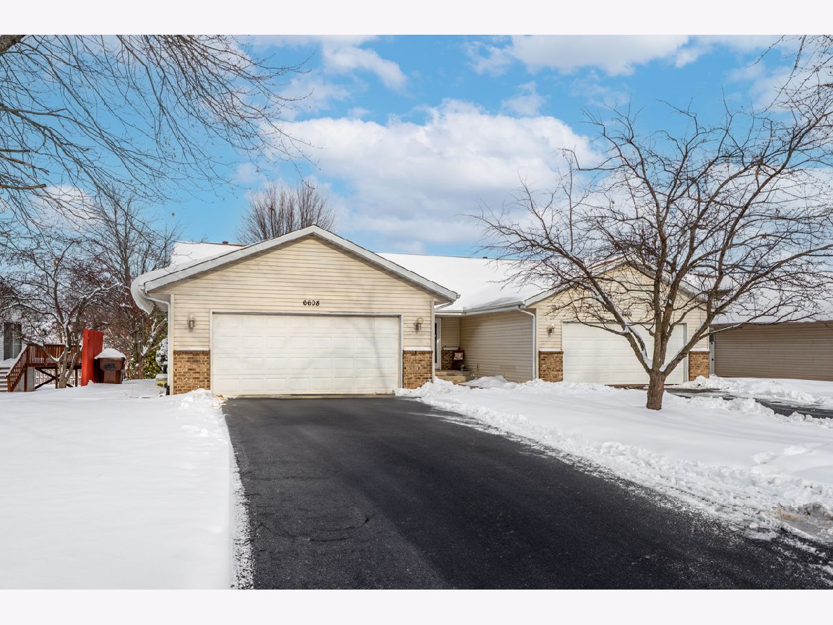  For Sale Rockford Illinois, 6608 Sawgrass Drive