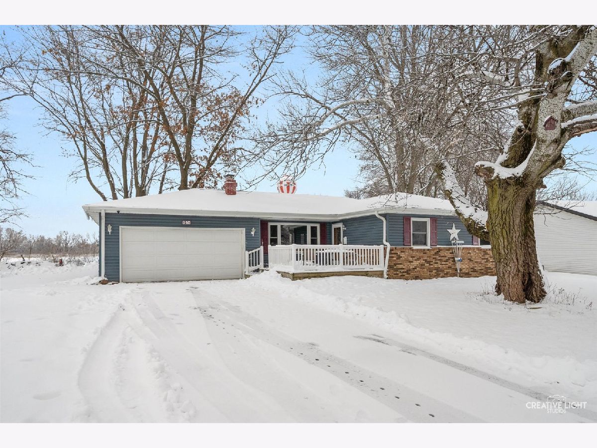  For Sale Rock Falls Illinois, 910 Wiker Drive