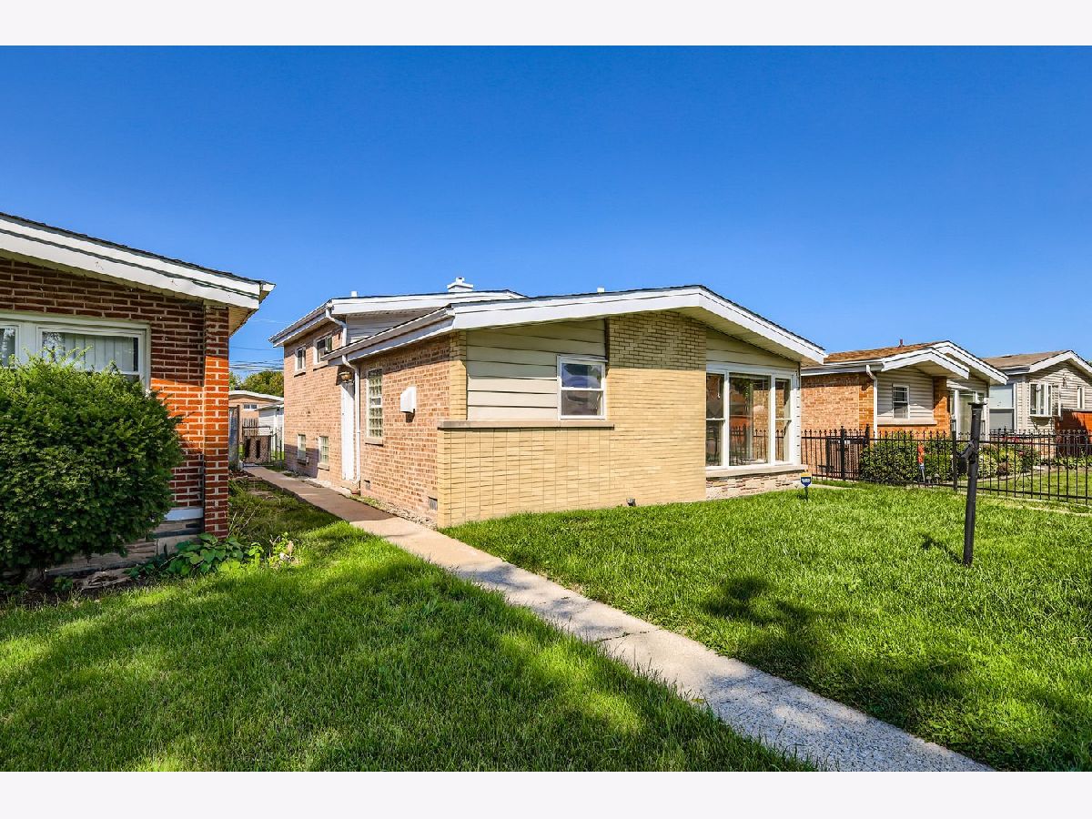  For Sale Chicago Illinois, 9328 Parnell Avenue