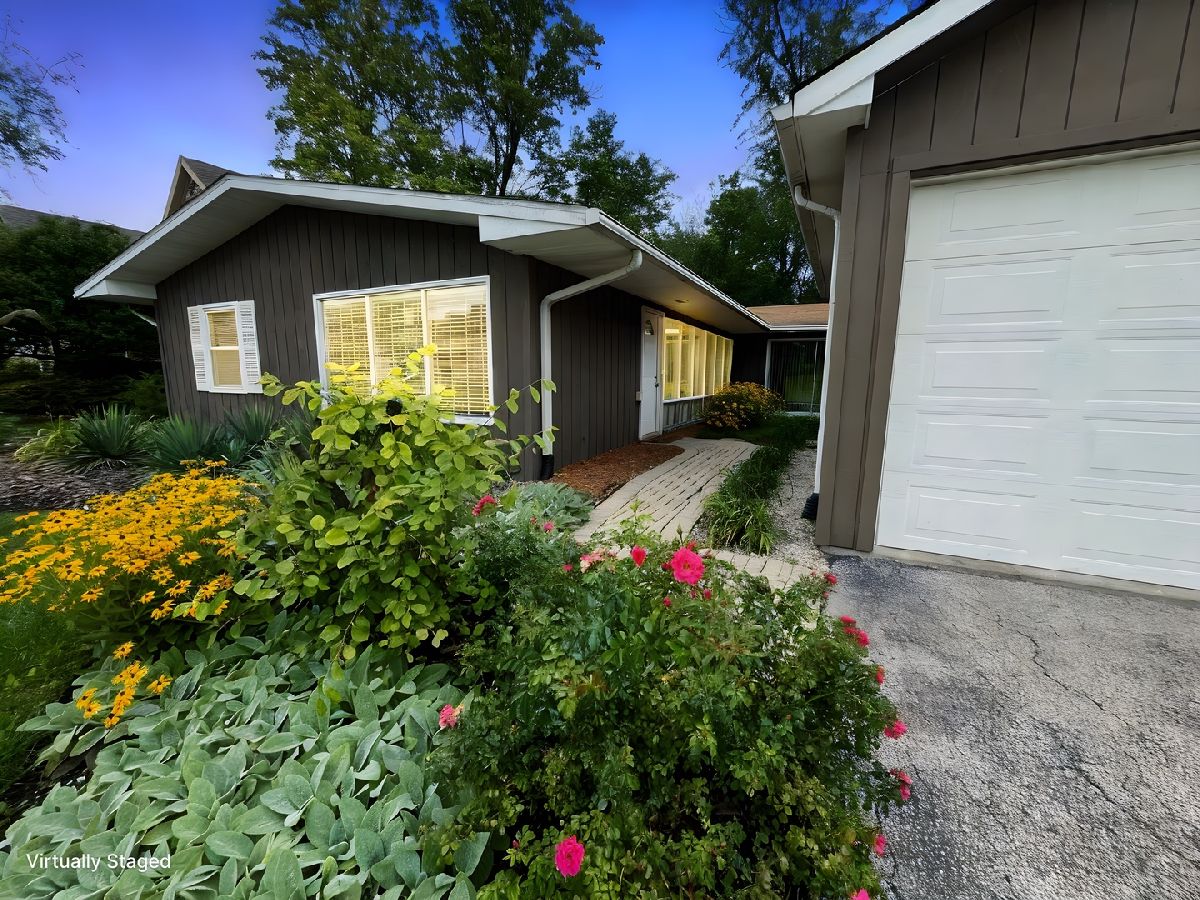  For Rent Hinsdale Illinois, 5611 Quincy