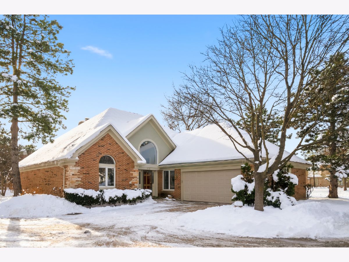  For Sale Lincolnshire Illinois, 336 Rivershire Court