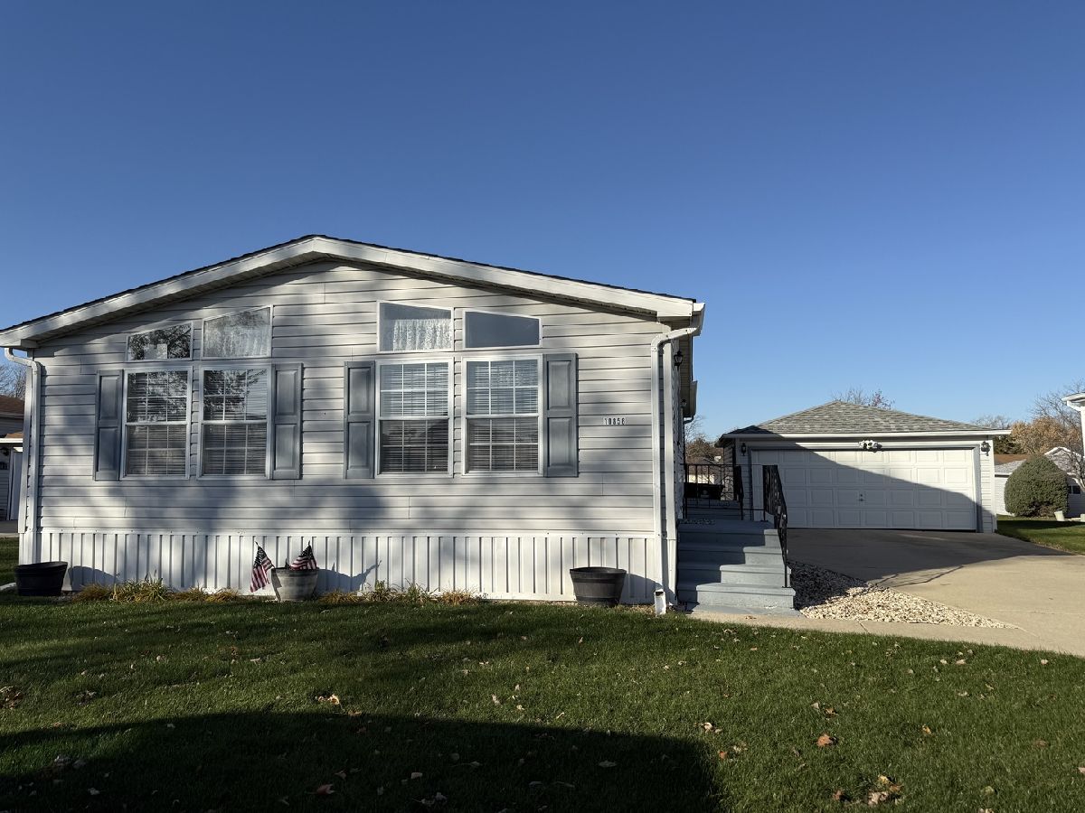  For Sale Frankfort Illinois, 10856 Gateway Drive
