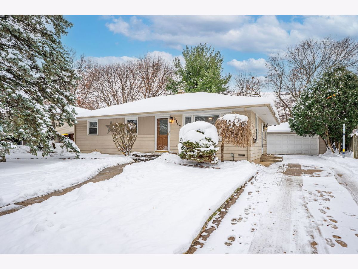  For Sale Rockford Illinois, 4107 Dakota Lane