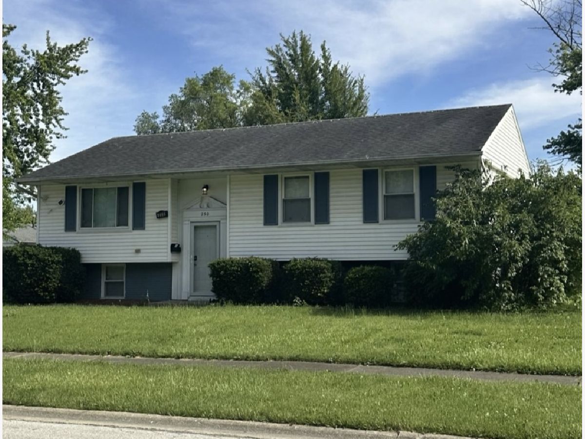  For Sale Glenwood Illinois, 250 Maple Drive