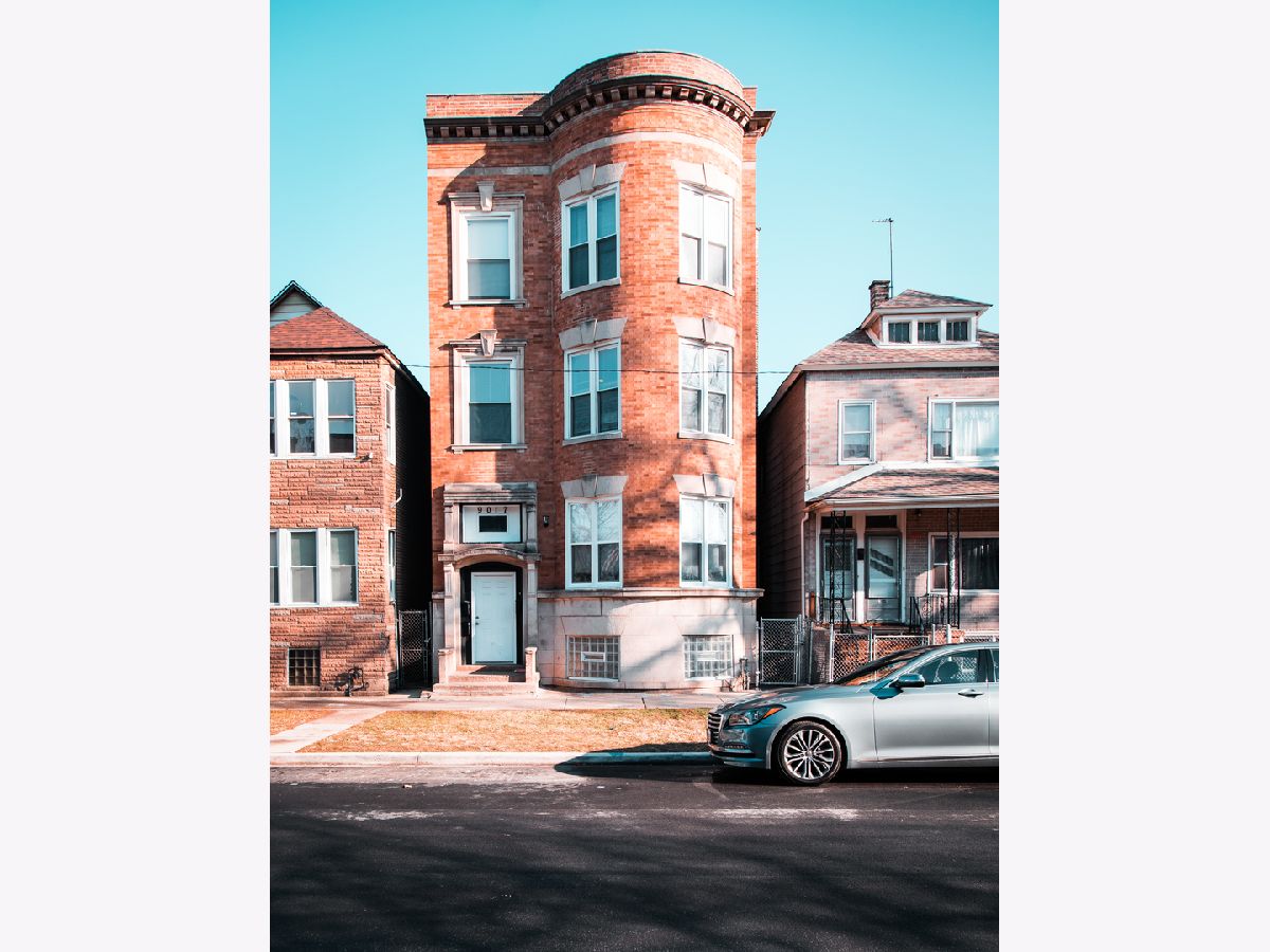  For Sale Chicago Illinois, 9017 Exchange Avenue
