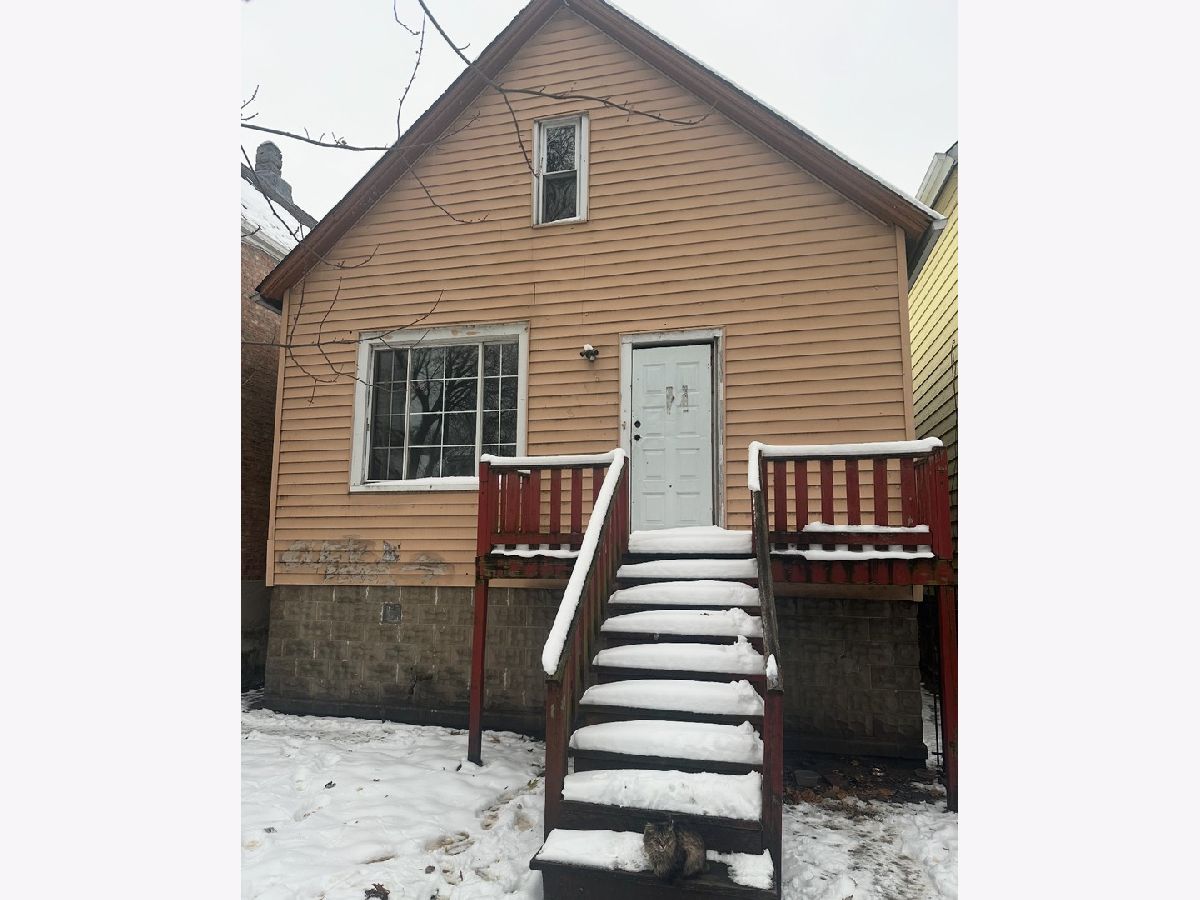  For Sale Chicago Illinois, 8118 Muskegon Avenue