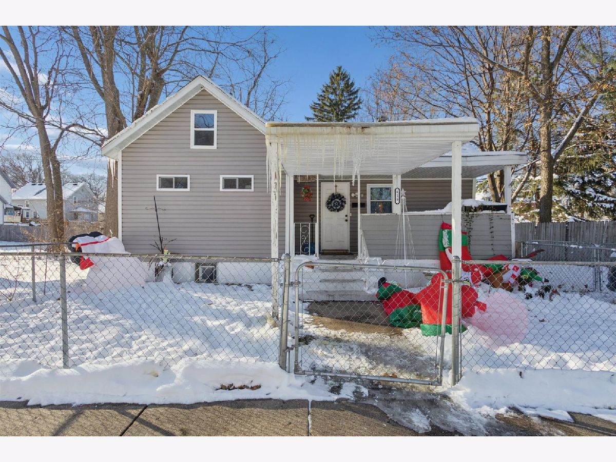  For Sale Rockford Illinois, 418 Adams Street