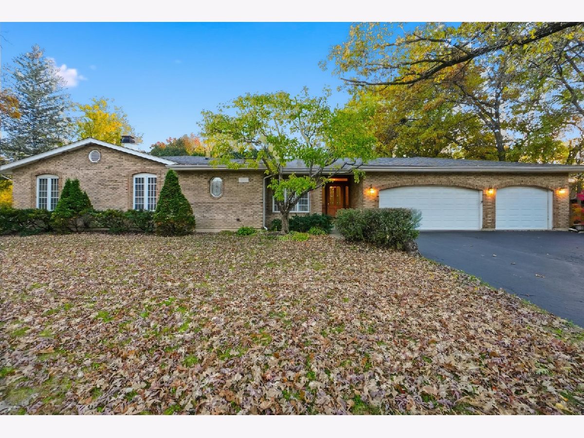  For Sale Mundelein Illinois, 821 Killarney Pass Circle