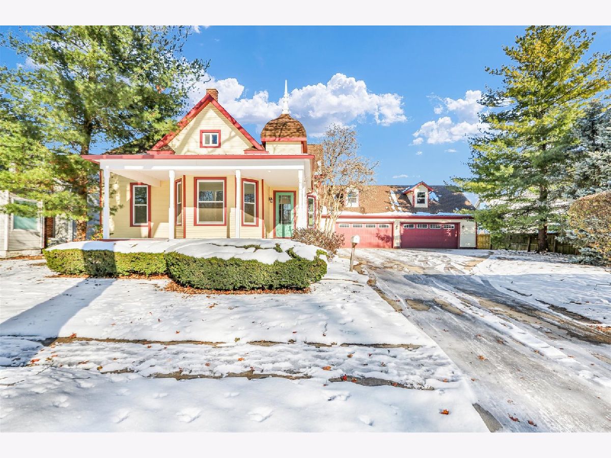  For Sale Tuscola Illinois, 202 Daggy Street