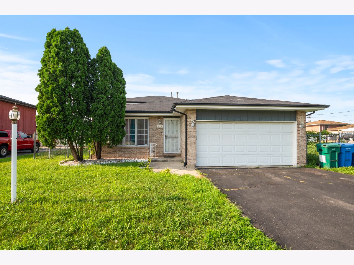  For Sale Phoenix Illinois, 928 153rd Street