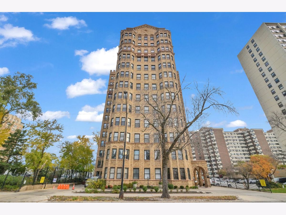  For Sale Chicago Illinois, 7321 South Shore Drive