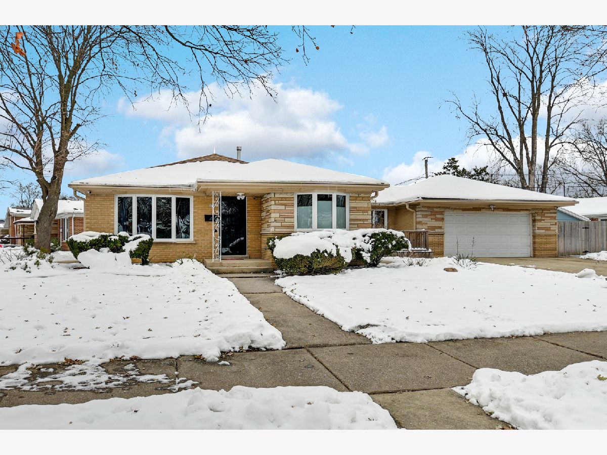  For Sale Midlothian Illinois, 3740 153rd Street