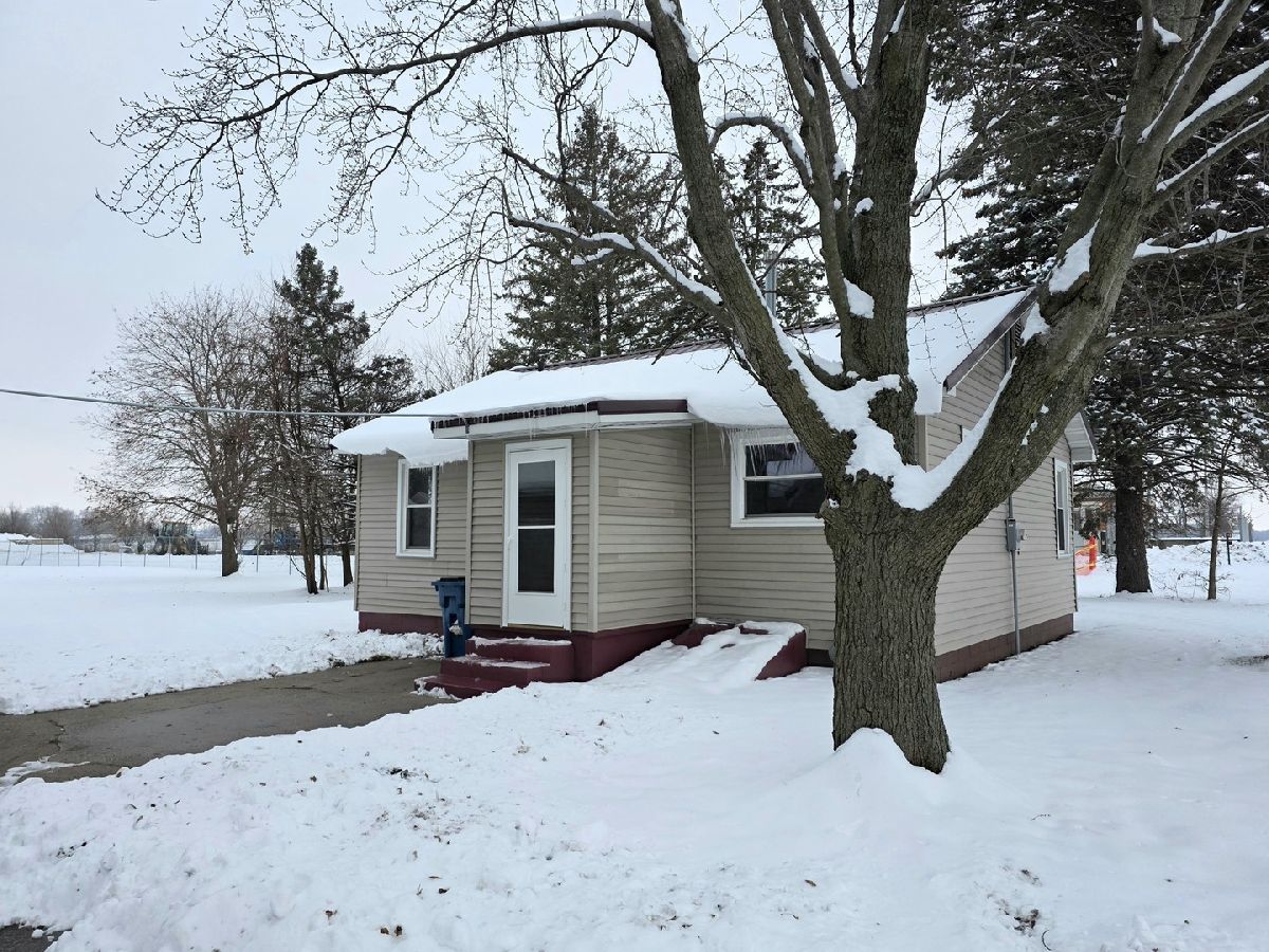  For Sale Sterling Illinois, 2909 Lefevre Road