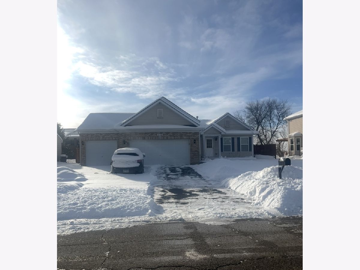  Rented Harvard Illinois, 316 Tall Grass