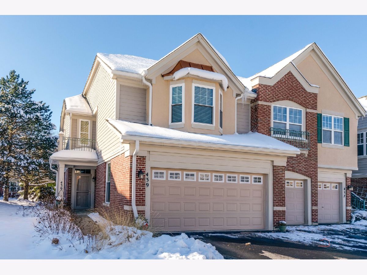  For Sale Vernon Hills Illinois, 439 Pine Lake Circle