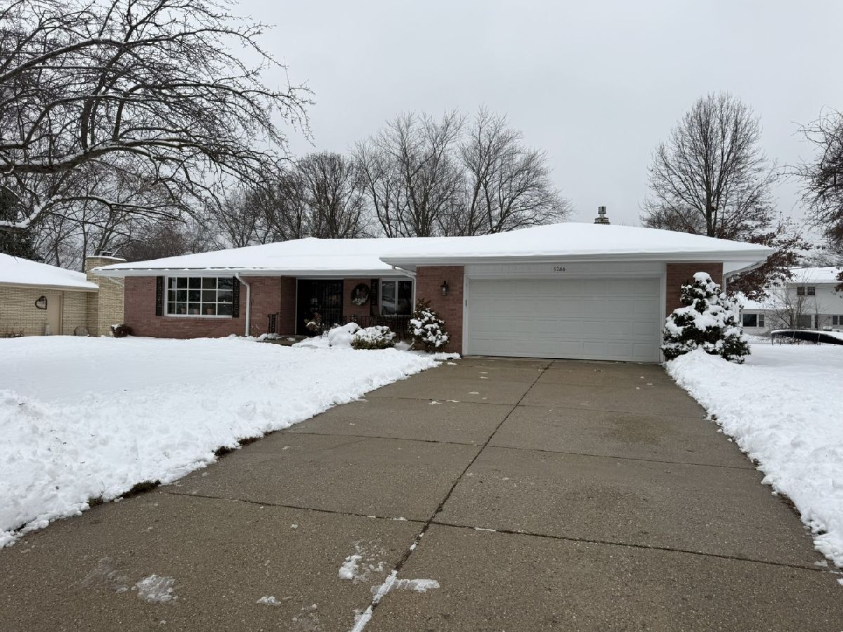  For Sale Rockford Illinois, 5766 Hoylake Drive