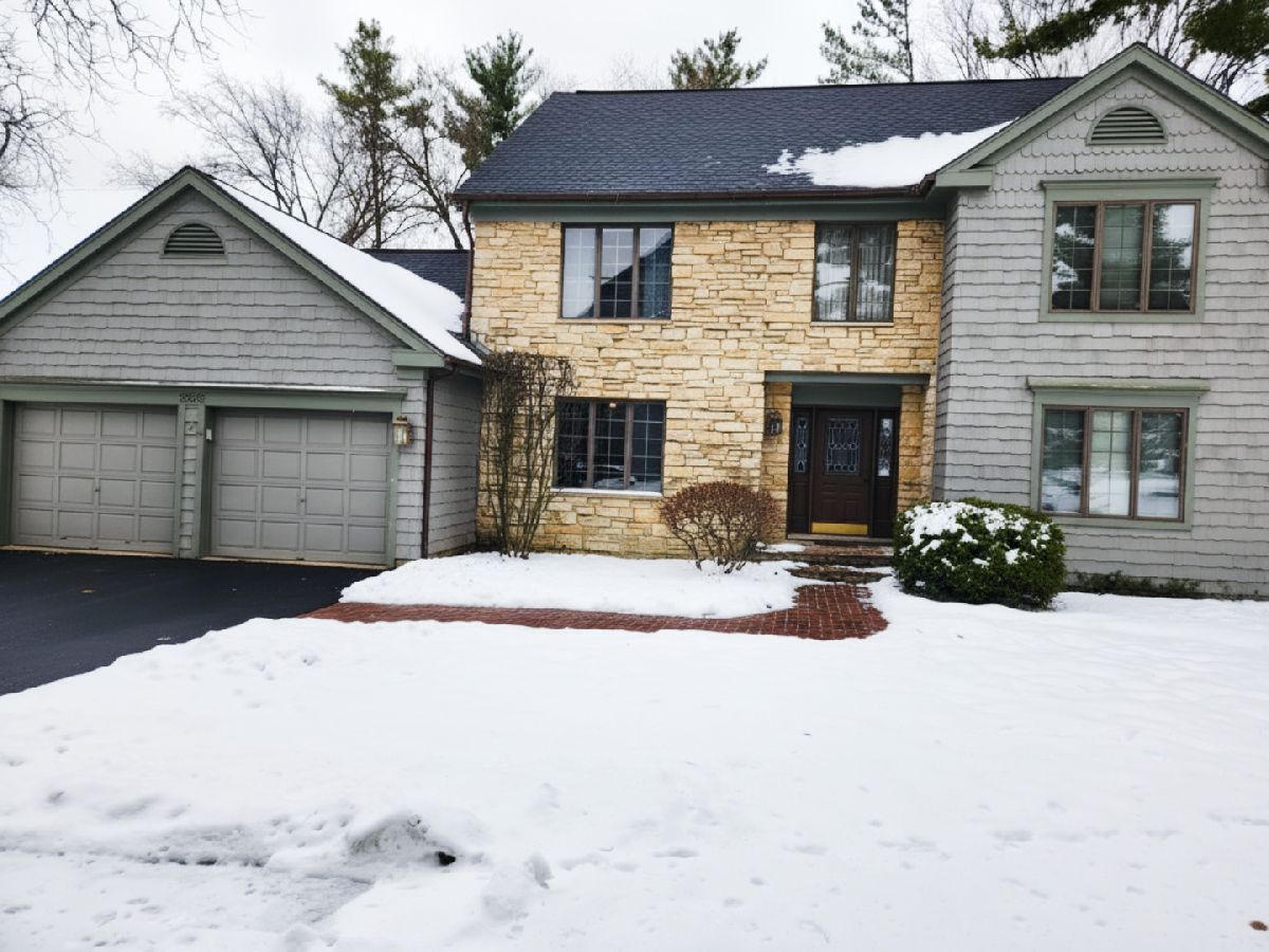  For Sale Darien Illinois, 6808 Scotch Pine Trail