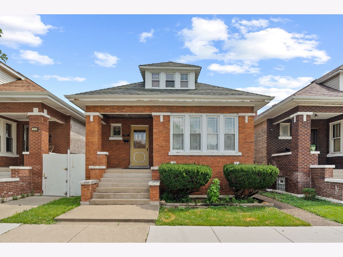  For Sale Chicago Illinois, 5951 Richmond Street