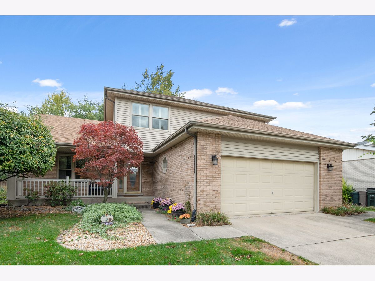  For Sale Oak Forest Illinois, 5426 Bonnie Trail